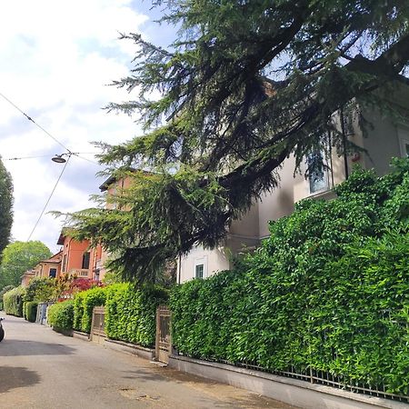 Casa Valli เรจโจเอมิเลีย ภายนอก รูปภาพ