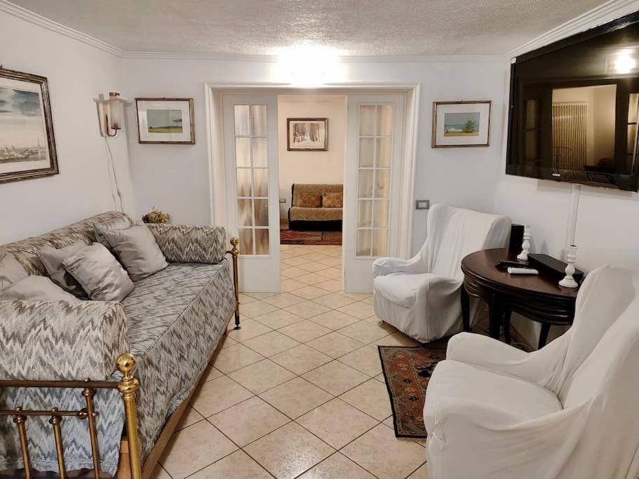 Casa Valli เรจโจเอมิเลีย ภายนอก รูปภาพ