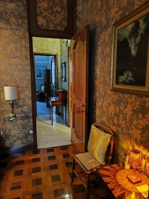 Casa Valli เรจโจเอมิเลีย ภายนอก รูปภาพ